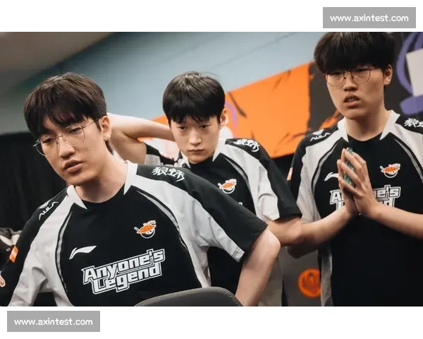 聚焦半决赛巅峰对决强强碰撞引爆赛场荣耀之夜全力争夺决赛席位